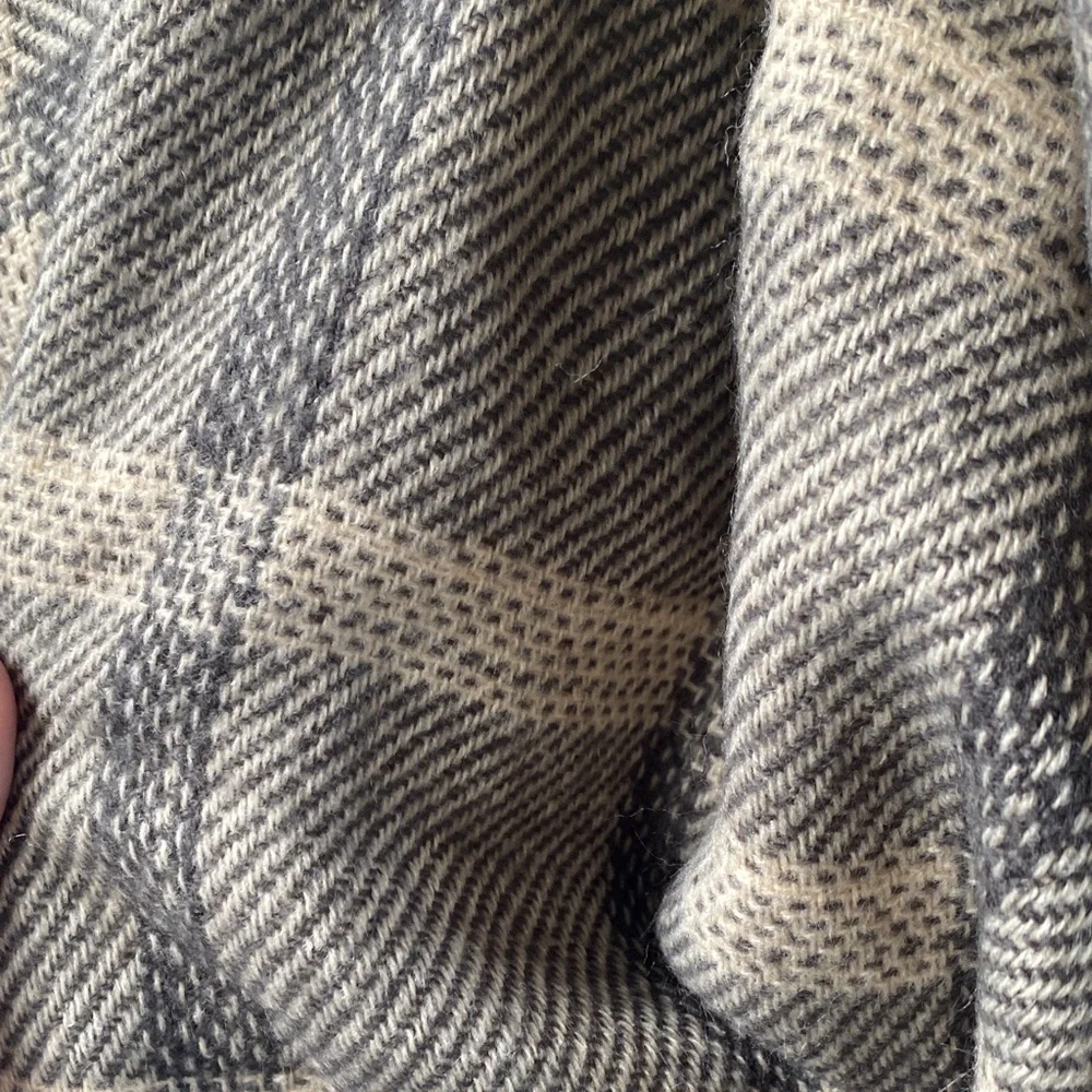 Madewell Denvale Plaid Blanket Scarf  Oversized Fringe Cozy Warm Soft NWT